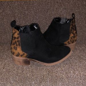 Steve Madden booties